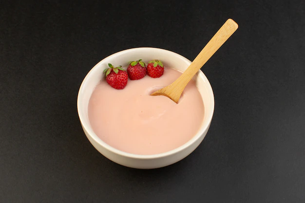 Healthy Strawberry Yogurt Alternative (Dairy-Free & Simple) 1 Danone saudável