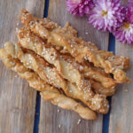 Palitinhos salgados de queijo