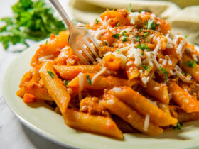 Penne com ragu