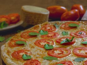 Super Quick Homemade Pizza Recipe 15 Pizza caseira super rápida