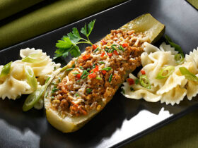 Stuffed Zucchini with Ground Beef 9 abobrinhas recheadas com carne moída