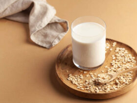 DIY Oat Milk – Creamy, Cheap & Ready in 5 Minutes 9 leite de aveia