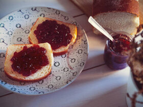 Easy Homemade Cherry Jam Recipe 9 Geleia de cereja caseira