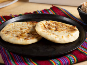 Healthy Fit Pancake in a Skillet 12 Pão fit na frigideira