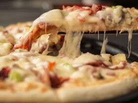 Pizza com massa de batata doce
