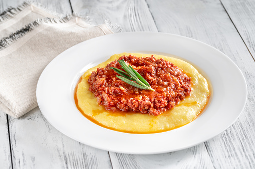 Creamy Polenta Recipe: A Comforting One-Pan Dish for Lunch 1 Polenta cremosa
