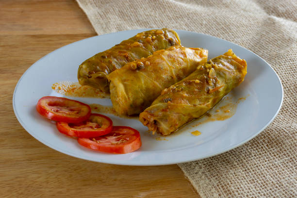 Easy Cabbage Rolls Recipe: A Flavorful Weeknight Delight 1 Charuto de repolho