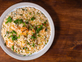 O melhor risoto de camarão para impressionar os convidados