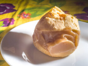 A sobremesa que vai roubar a cena, pão de queijo recheado com doce de leite 15 A sobremesa que vai roubar a cena, pão de queijo recheado com doce de leite