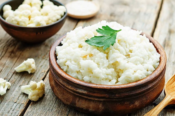 Easy & Healthy Cauliflower Rice Recipe 1 Aprenda a fazer arroz de couve-flor, saudável e delicioso