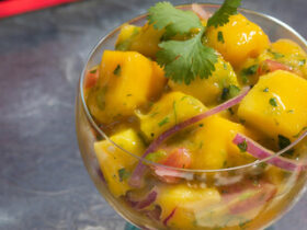 Aprenda a preparar um delicioso ceviche vegano de manga