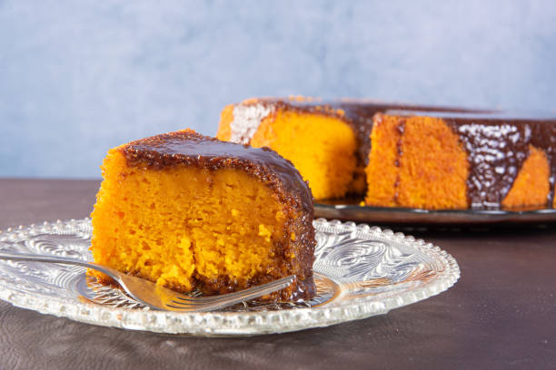 Bolo de cenoura proteico, se alimentar bem e comer o que gosta é possível sim. Experimente essa receita 1 Bolo de cenoura proteico, se alimentar bem e comer o que gosta é possível sim. Experimente essa receita