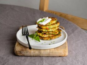 Fuja da mesmice, omelete de abobrinha, a receita que vai mudar seu café da manhã