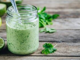 Maionese verde de abacate igual de restaurante, aprenda a fazer 12 Maionese verde de abacate igual de restaurante, aprenda a fazer