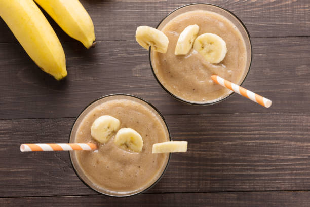 Peanut Banana Milkshake: The Delicious Drink You Need to Try! 1 Milk shake de amendoim com banana, a bebida que você precisa conhecer