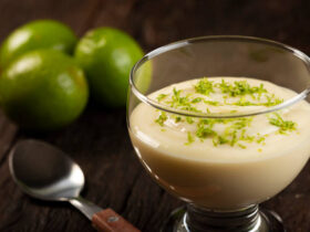 Mousse de limão com gelatina, nunca foi tão fácil preparar uma sobremesa 12 Mousse de limão com gelatina, nunca foi tão fácil preparar uma sobremesa