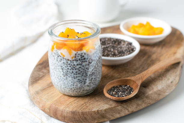 Delicious and Healthy Chia Seed Pudding 1 Pudim de chia, saboroso e saudável
