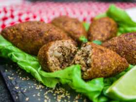You've Never Tasted a Fried Kibbeh Like This 6 Você nunca provou um kibe frito tão incrível como esse