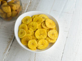 How to Make Healthy Air Fryer Banana Chips at Home 15 Aprenda a fazer chips de banana na air fryer e tenha um petisco saudável e delicioso