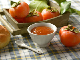 Easy & Delicious Homemade Persimmon Jam Recipe 9 Geleia de caqui, saborosa e muito fácil