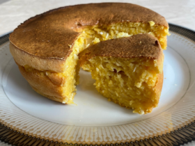Saiba como preparar um bolo de milho super cremoso na air fryer