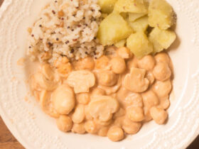 Healthy Chickpea Stroganoff Recipe: Try It Tonight! 15 Strogonoff saudável de grão de bico, experimente essa receita