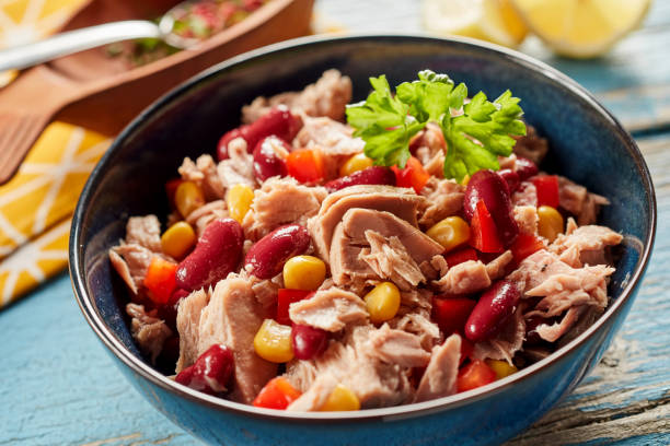 The Perfect Light Dinner: Easy Canned Tuna Salad Recipe 1 Tenha uma refeiição completa, com essa salada de atum ralado