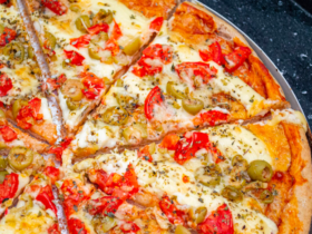 The World's Easiest Blender Pizza Recipe 5 A pizza de liquidificador mais fácil do mundo
