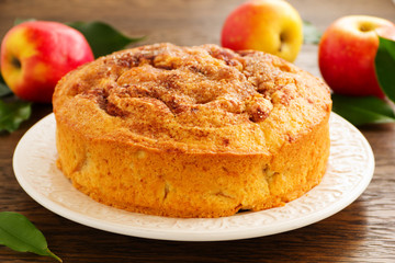 How to Make the Famous German Apple Cake 1 Aprenda a fazer a famosa torta de maçã alemã