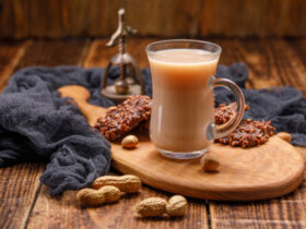 Simple and Creamy Peanut Drink Recipe 12 Chá de amendoim simples e cremoso