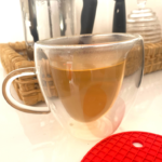 Chá matinal aromático e aconchegante