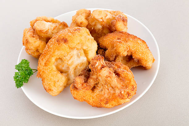 Easy & Crispy Fried Cauliflower: A Delicious Appetizer 1 Couve-flor frita, um petisco super saboroso