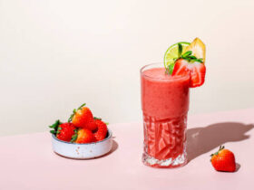 Try This Refreshing Non-Alcoholic Strawberry Smoothie 12 Experimente essa deliciosa batida de morango sem álcool