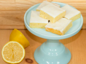 Arrase na sobremesa com esse brownie de limão