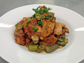 Brazilian Chicken with Okra: A Comforting Classic 15 Frango com Quiabo - Um prato aconchegante
