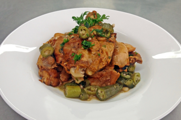 Brazilian Chicken with Okra: A Comforting Classic 1 Frango com Quiabo - Um prato aconchegante