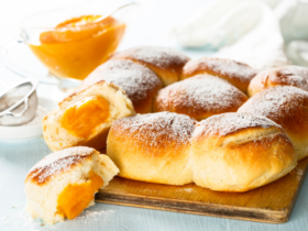 Se você não dispensa um pãozinho, experimente essa rosca de coco