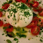 Tomate Confit com Molho Pesto e Burrata. Simplesmente Irresistível