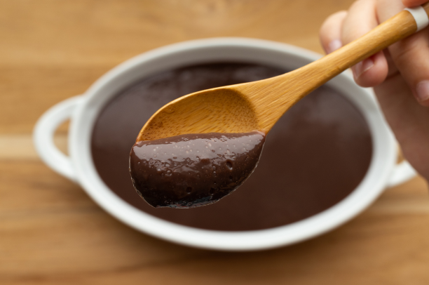 Brigadeiro de Colher no Microondas: Uma Sobremesa Rápida e Deliciosa