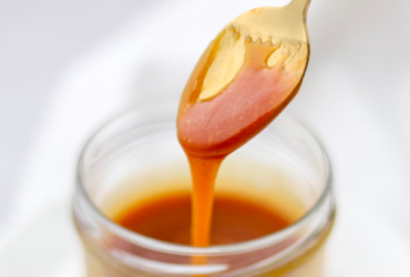 Calda de Caramelo no Micro-ondas: Acompanhamento Perfeito para Sobremesas