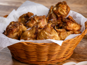 Crispy Air Fryer Chicken Pieces: An Easy Brazilian Recipe 12 Frango a Passarinho na Airfryer: Uma Receita fácil e Crocante