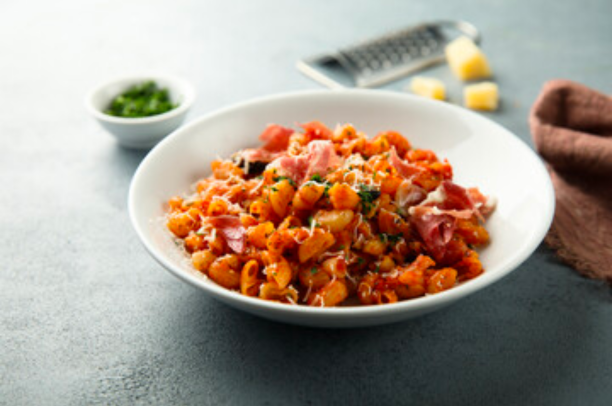 Easy Air Fryer Baked Pasta: A Quick & Delicious Recipe 1 Macarrão de Forno na Air Fryer: Uma receita saborosa e prática