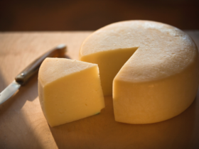 Queijo tipo Serra da Canastra: Saiba como fazer em casa