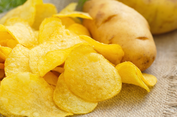 Receita de Batata Chips Crocante: Aprenda a fazer o melhor petisco 1 Receita de Batata Chips Crocante: Aprenda a fazer o melhor petisco