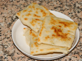 Receita de Esfiha de Rap10. Praticidade e sabor