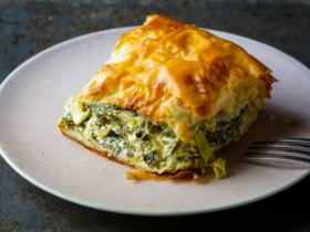 Easy Creamy Spinach and Cheese Blender Pie 15 Torta de Liquidificador de Espinafre com Queijo - Uma Delícia Cremosa