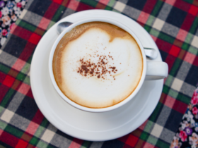 Easy Homemade Cappuccino Mix Recipe: Creamy & Irresistible 12 Um delicioso Capuccino caseiro. Fácil e irresistível
