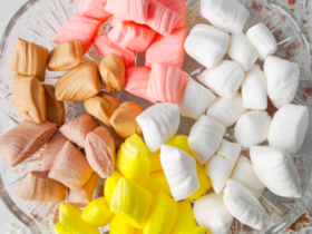 Bala de Coco Colorida: Um Festival de Cores e Sabores Irresistível