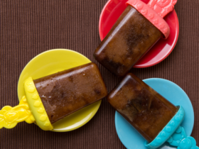 Picolés de Coca-Cola - Transforme a Bebida em uma Deliciosa Sobremesa Gelada