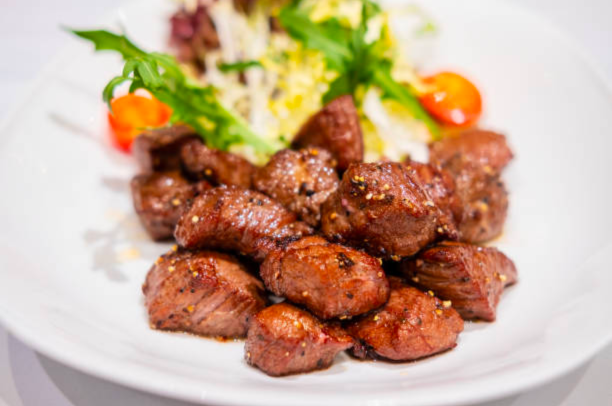 The Most Delicious Orange Glazed Beef You’ll Ever Cook 1 A Carne Mais Saborosa que Você Vai Cozinhar